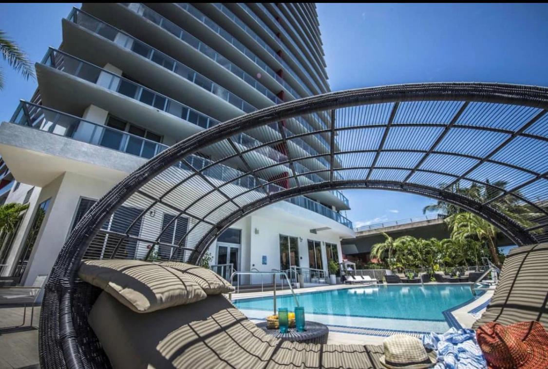 Studio In Hallandale 2 Beds Hallandale Beach Exteriér fotografie